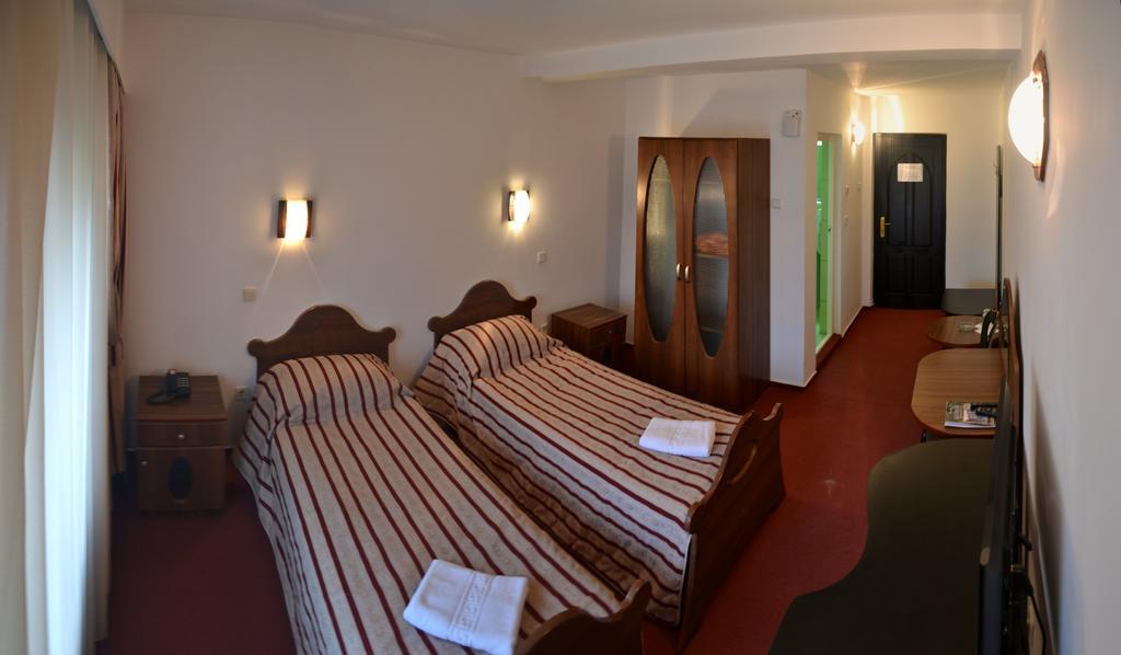 Hotel Marion Padurea Rotunda*** Регін Номер фото